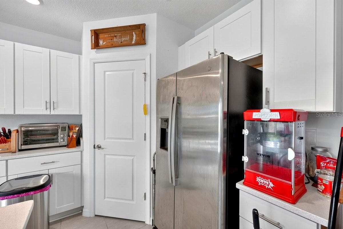 Single Family Residence at 365 RIVER FRONT WAY, EDGEWATER, photo 18 of 34