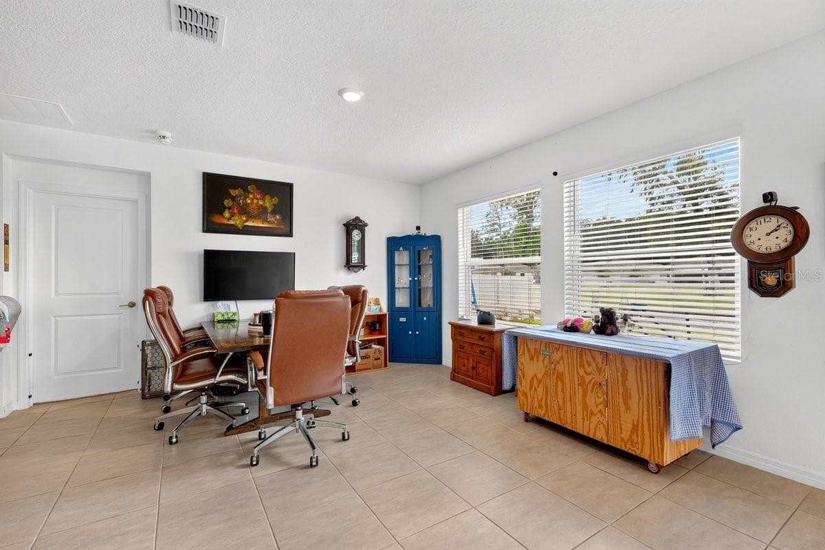 Single Family Residence at 365 RIVER FRONT WAY, EDGEWATER, photo 20 of 34