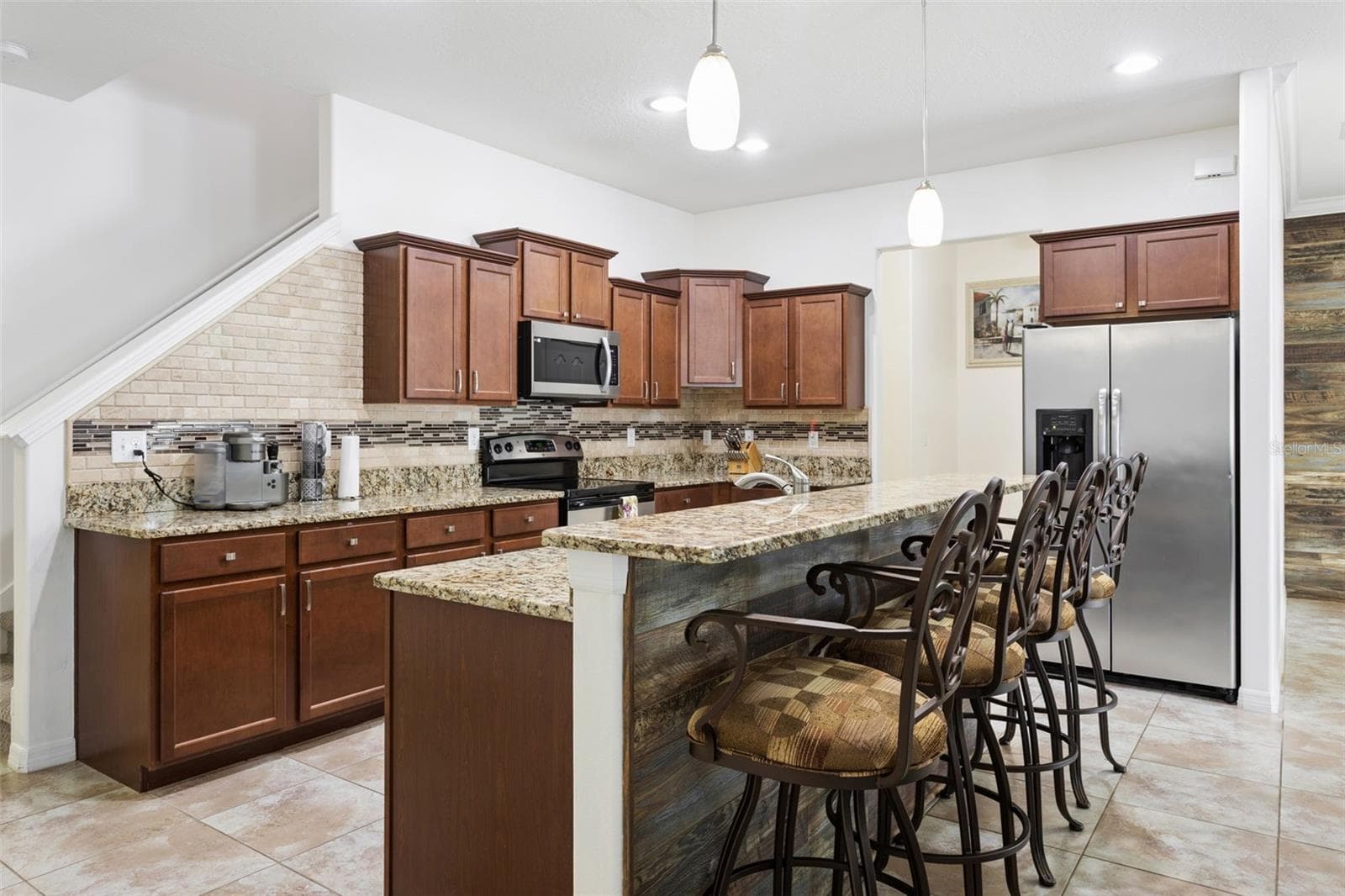 Townhouse at 20220 POND APPLE LN, TAMPA, photo 4 of 26