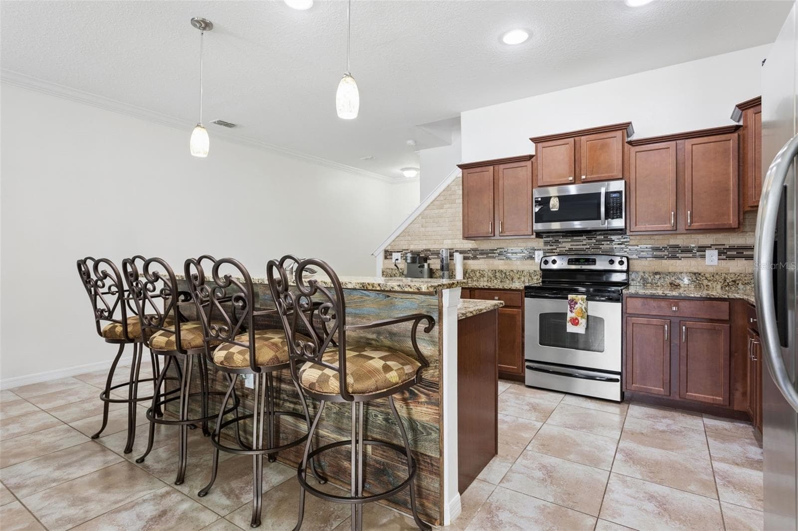 Townhouse at 20220 POND APPLE LN, TAMPA, photo 7 of 26