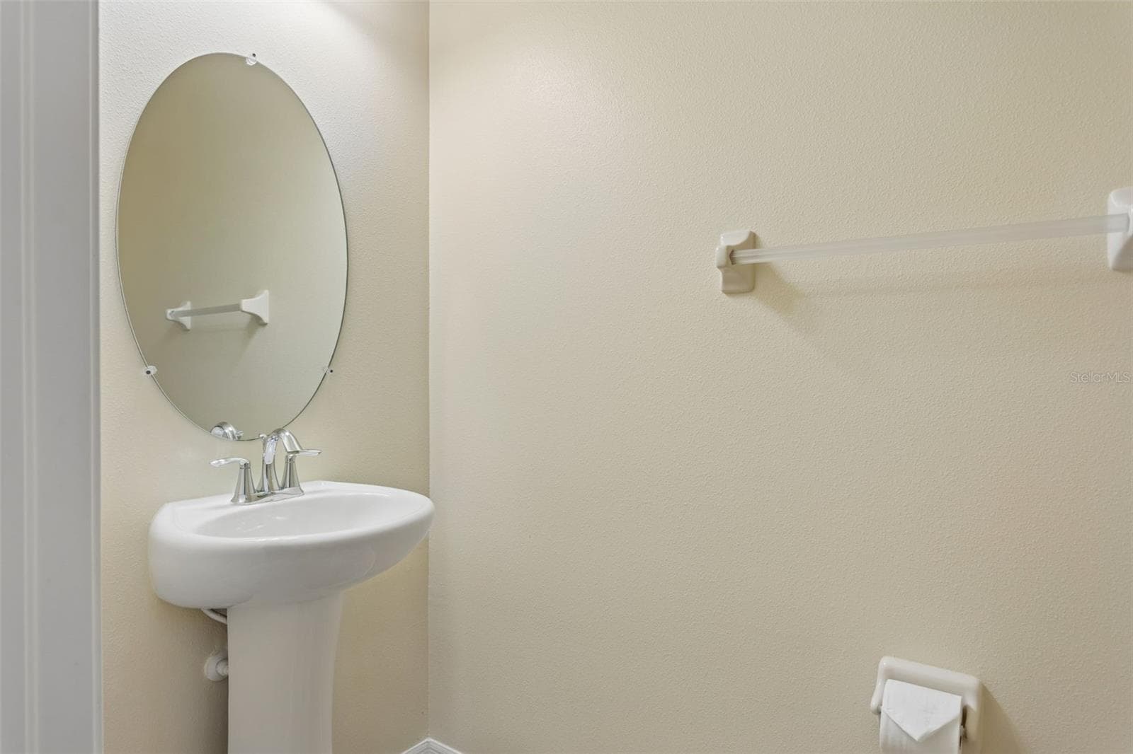 Townhouse at 20220 POND APPLE LN, TAMPA, photo 11 of 26