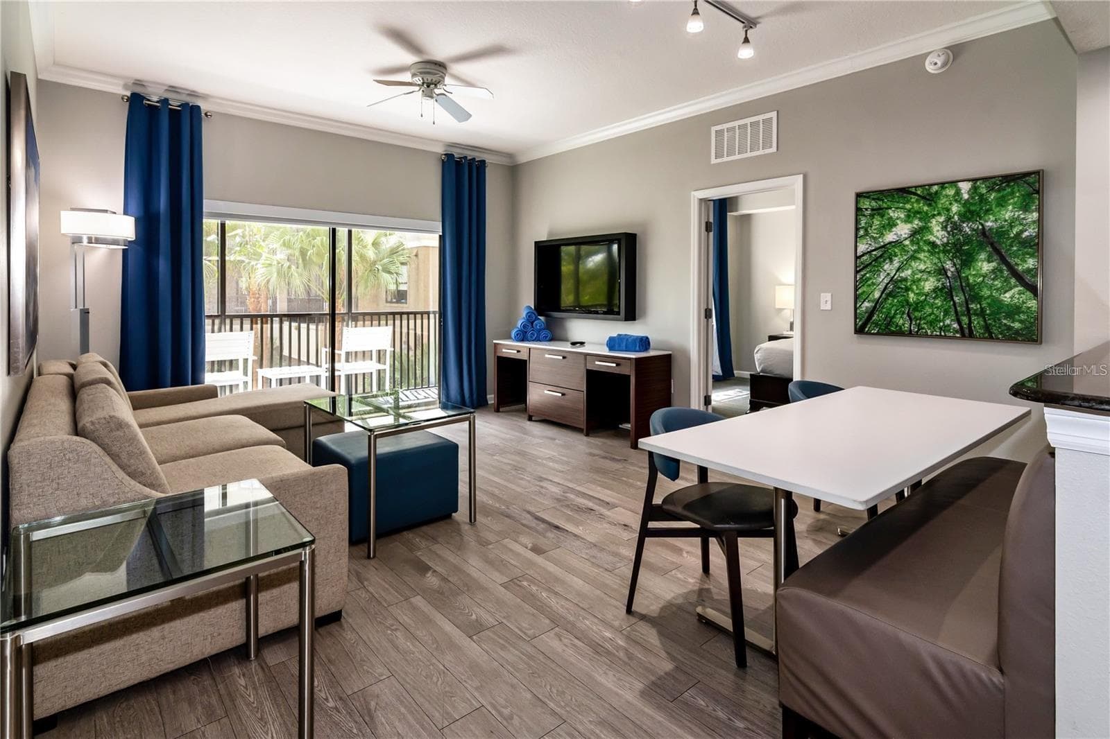 Condo - Hotel at 14501 GROVE RESORT AVE #1728, WINTER GARDEN, photo 2 of 40