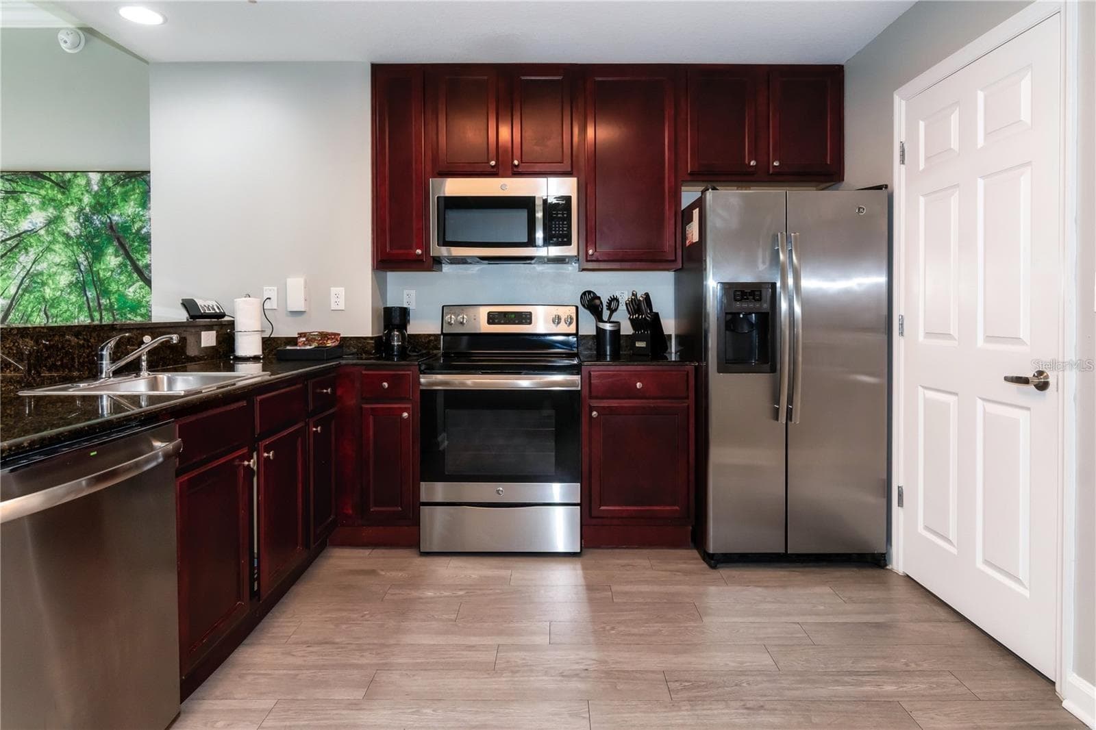 Condo - Hotel at 14501 GROVE RESORT AVE #1728, WINTER GARDEN, photo 3 of 40
