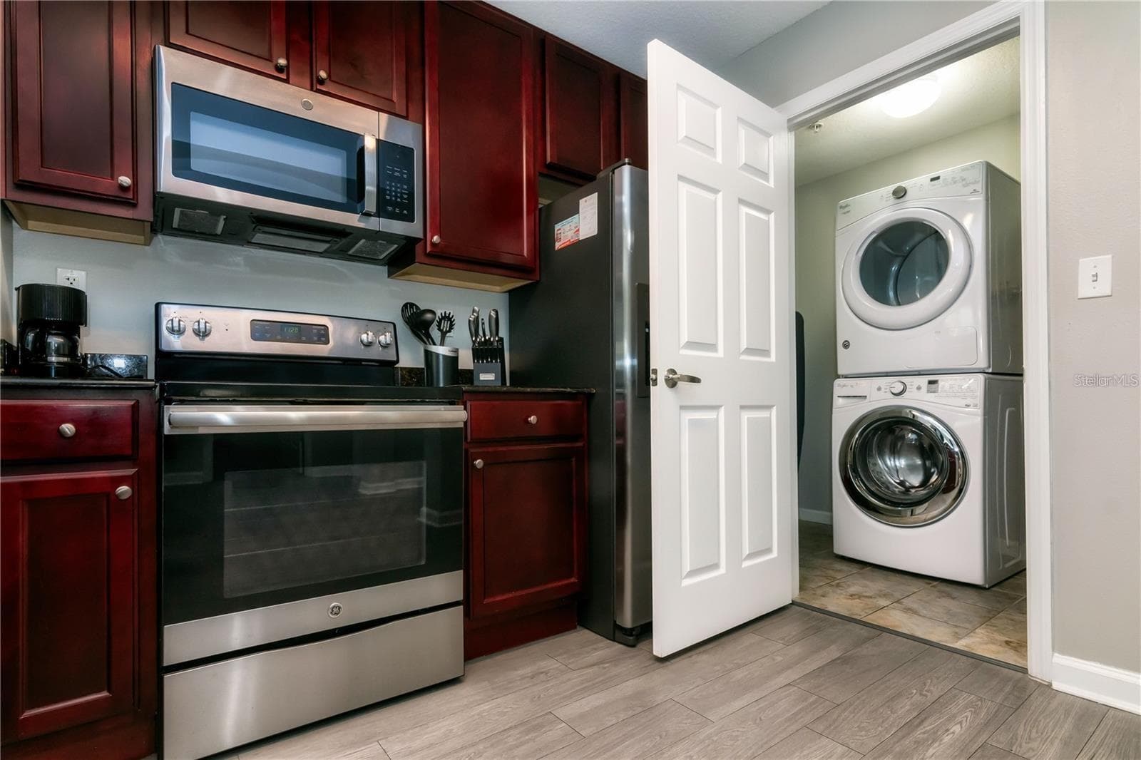 Condo - Hotel at 14501 GROVE RESORT AVE #1728, WINTER GARDEN, photo 4 of 40