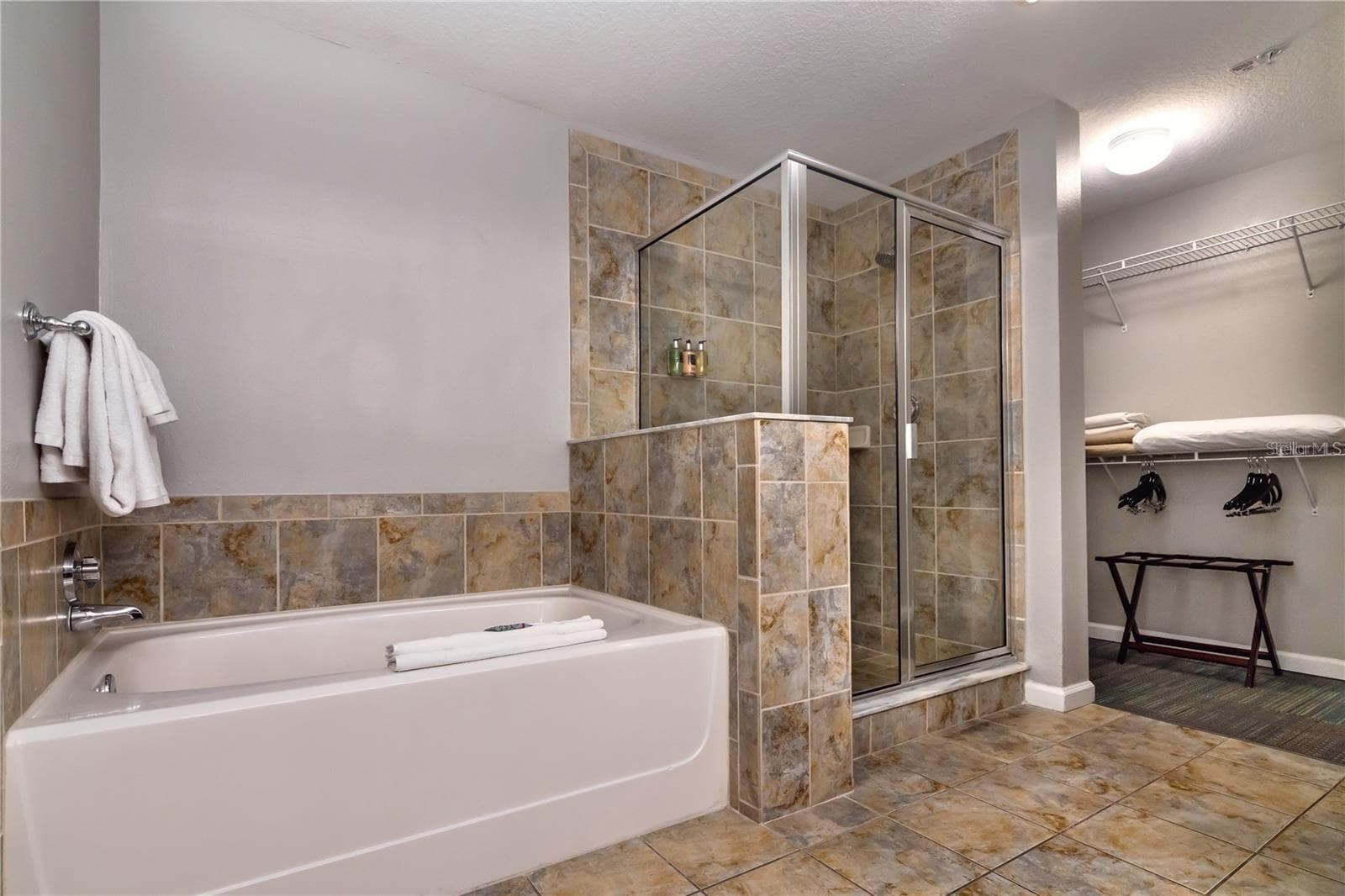 Condo - Hotel at 14501 GROVE RESORT AVE #1728, WINTER GARDEN, photo 11 of 40