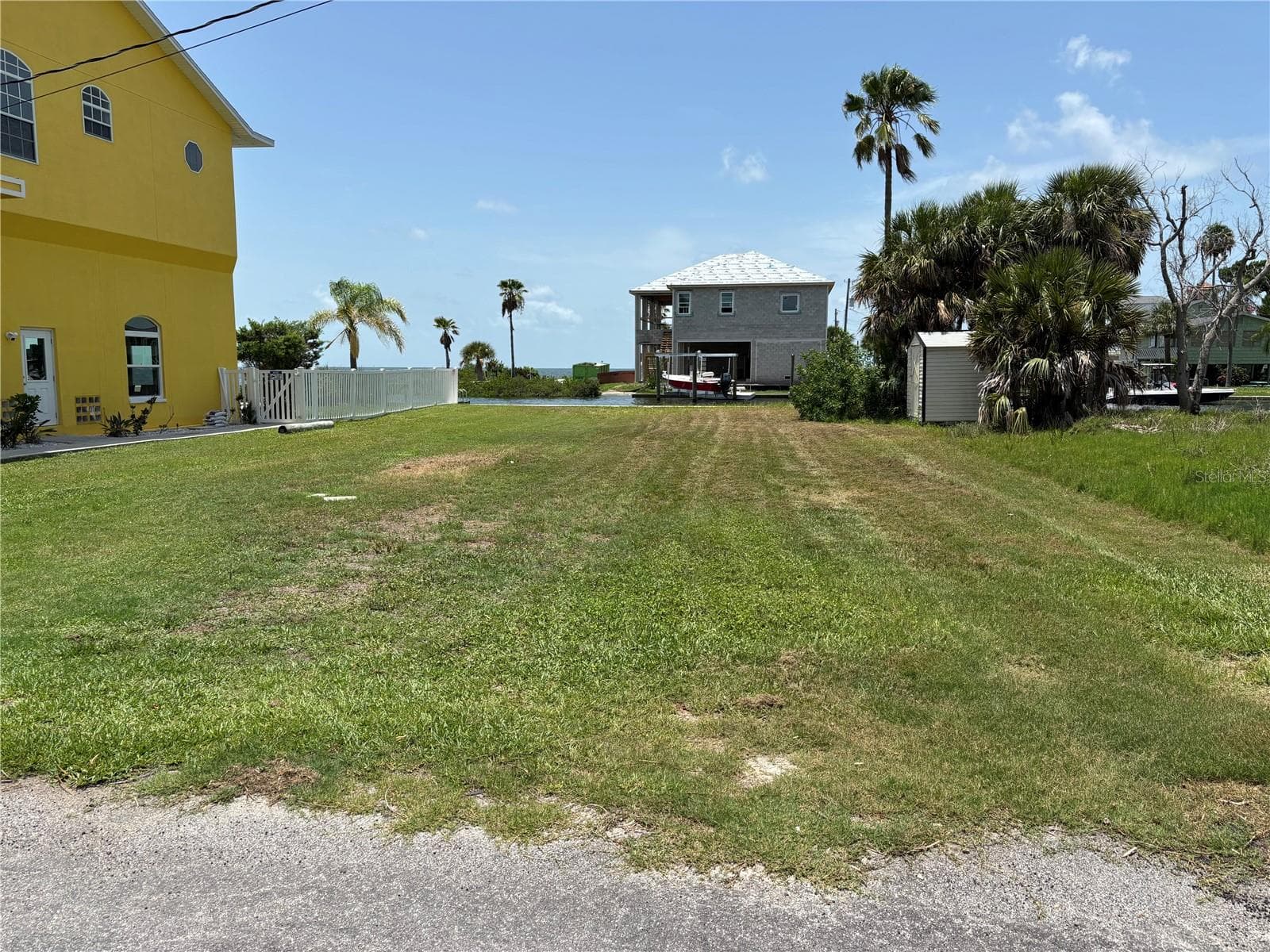 65x105 Lot - 1 SEAVIEW BLVD, HUDSON