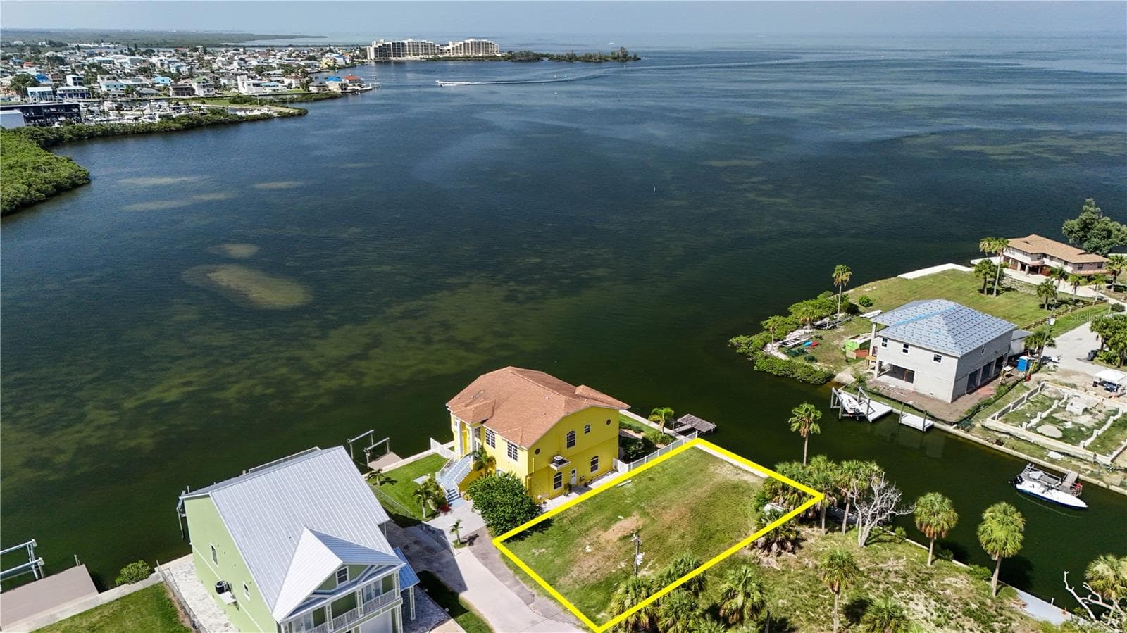Right turn, right out to the Gulf! - 1 SEAVIEW BLVD, HUDSON