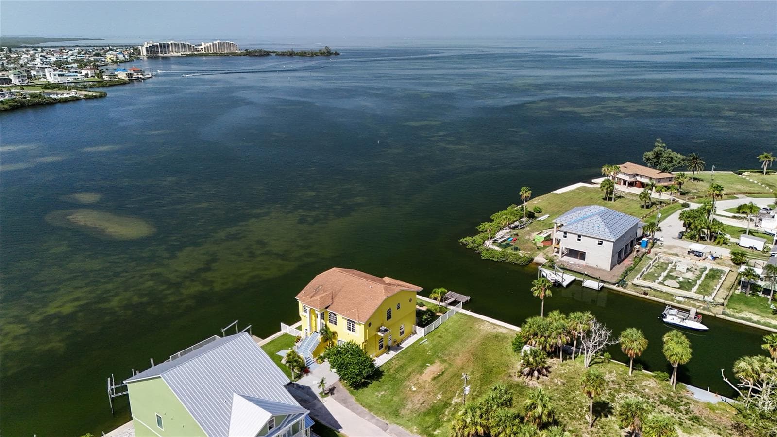 Incredible Views! - 1 SEAVIEW BLVD, HUDSON