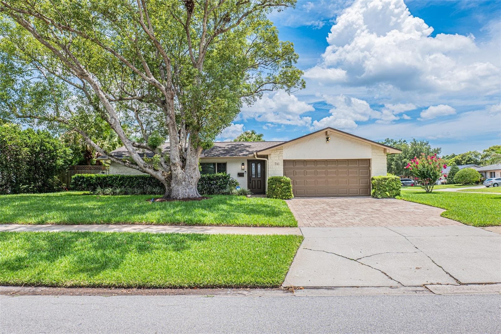 Single Family Residence at 741 BROOKSIDE RD, MAITLAND, photo 2 of 44