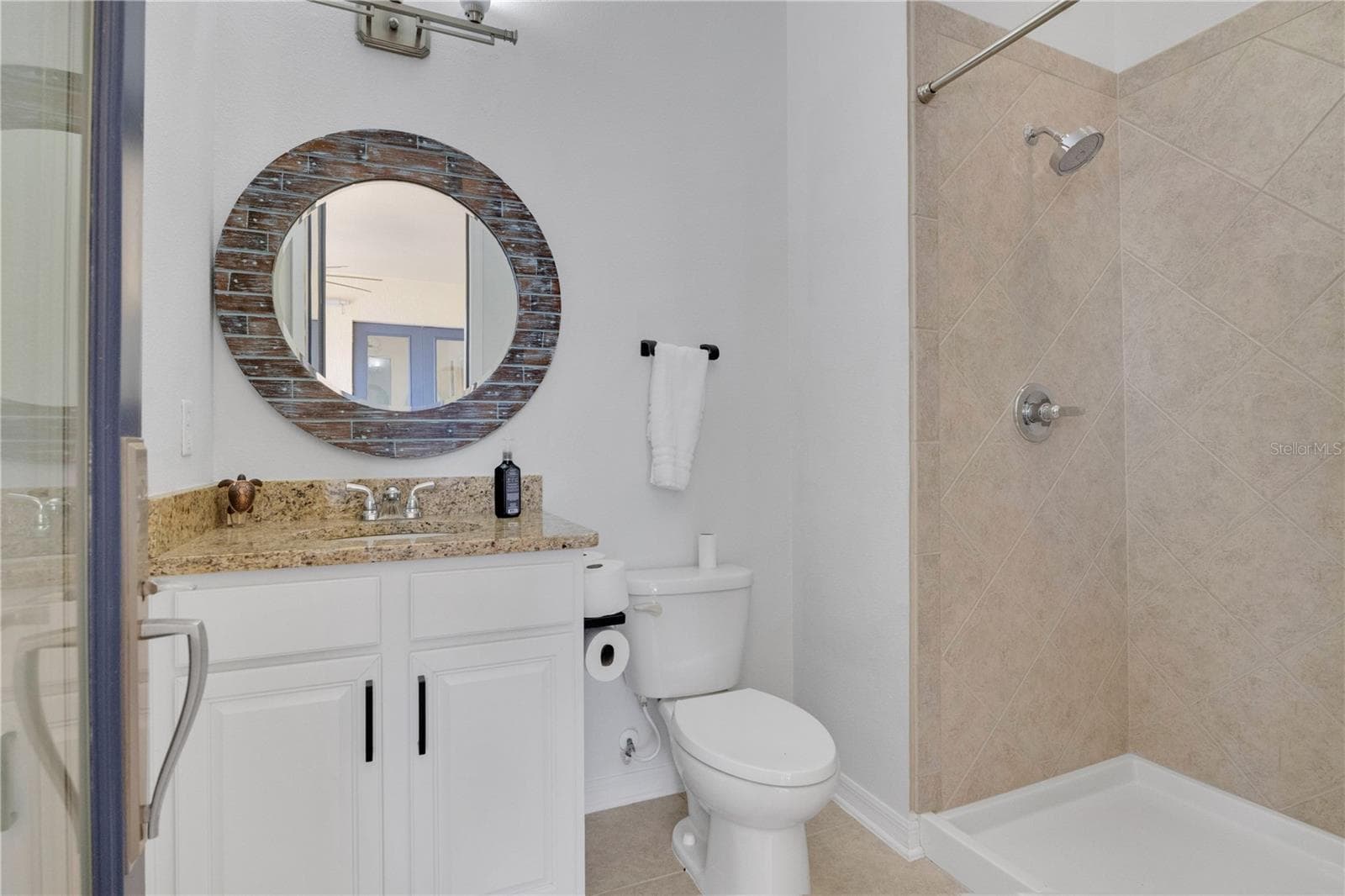 Single Family Residence at 1744 BELLA LAGO DR, CLERMONT, photo 24 of 45