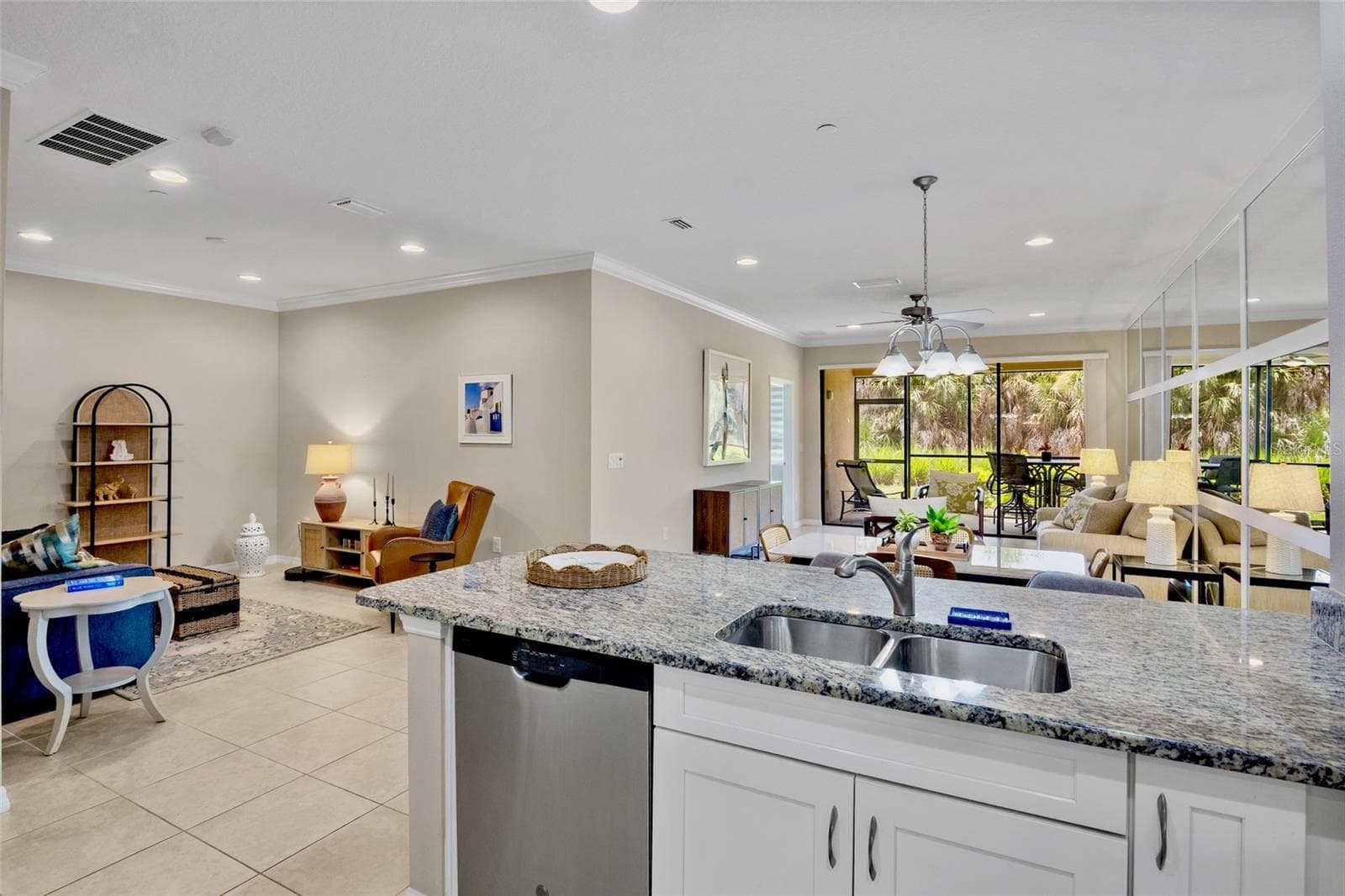 Condominium at 5425 CICERONE ST #103, SARASOTA, photo 13 of 39