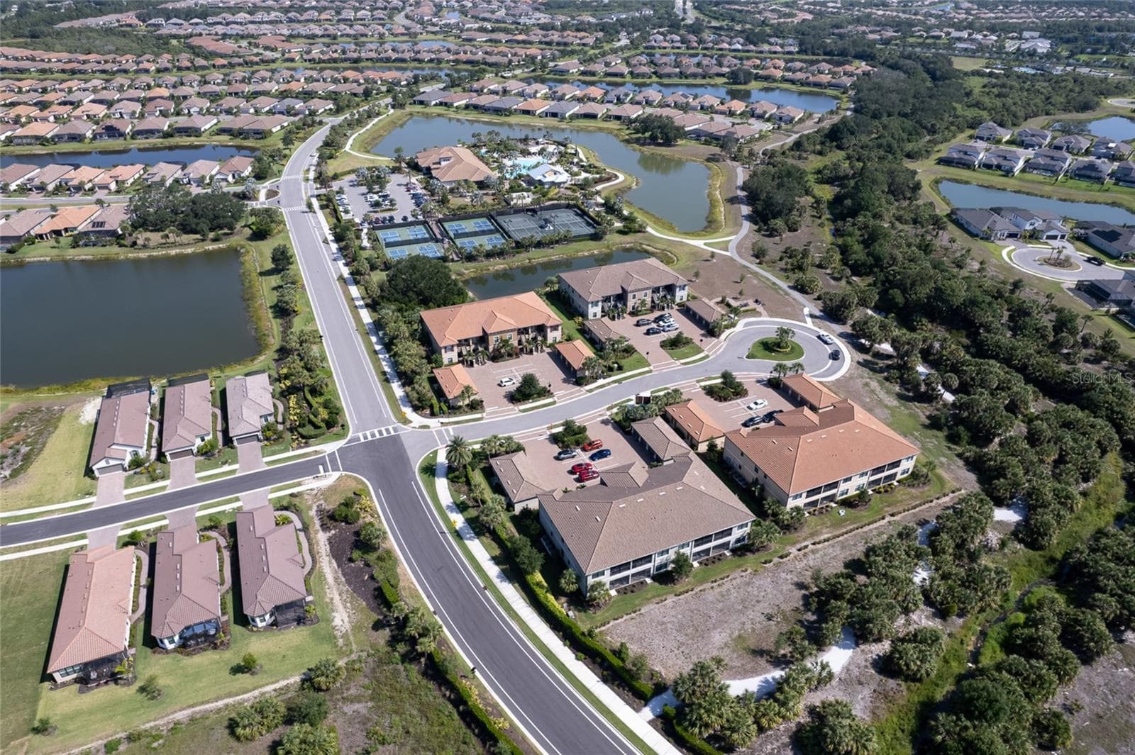 Condominium at 5425 CICERONE ST #103, SARASOTA, photo 25 of 39
