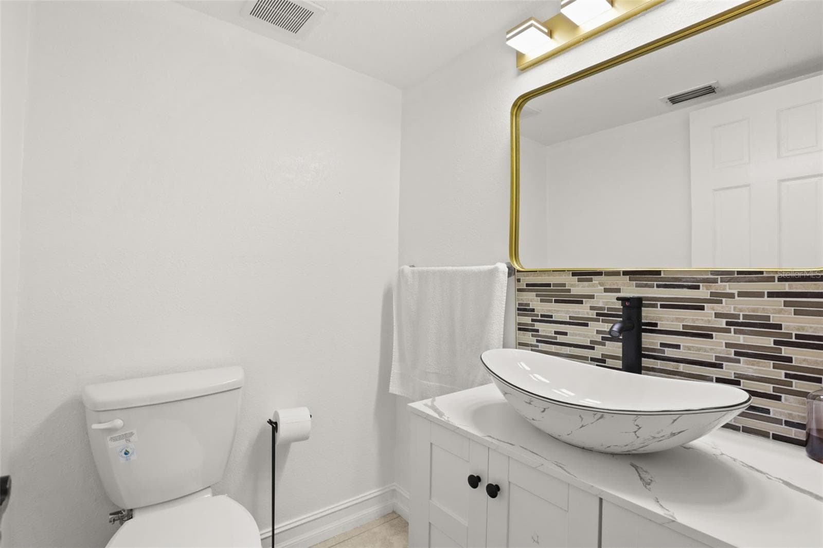 Single Family Residence at 9524 BAY VISTA ESTATES BLVD, ORLANDO, photo 29 of 49