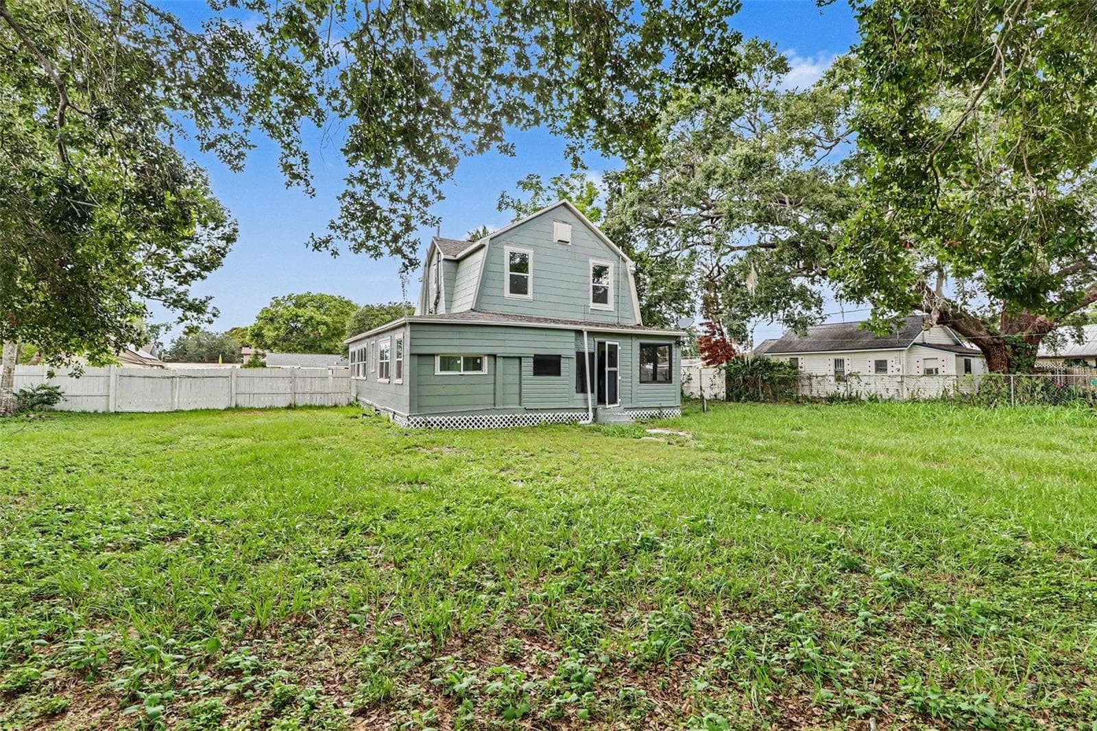 Single Family Residence at 1515 INDIANA AVE, ST CLOUD, photo 24 of 26