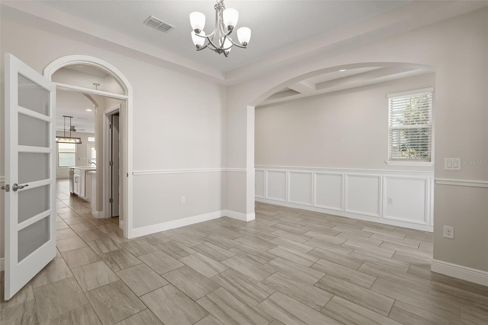 Single Family Residence at 9561 WATERWAY PASSAGE DR, WINTER GARDEN, photo 14 of 71