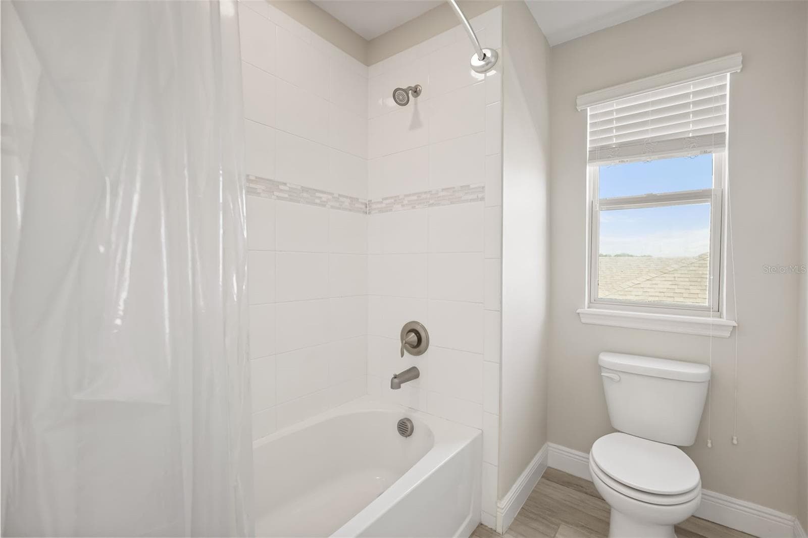 Single Family Residence at 9561 WATERWAY PASSAGE DR, WINTER GARDEN, photo 23 of 71