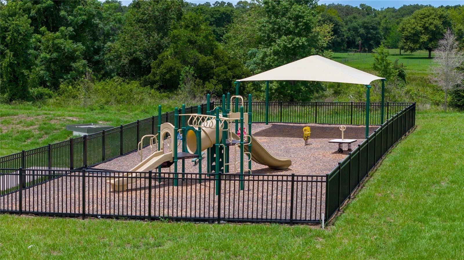 Villa Pass Play Area - 6089 CHORUS DR, MASCOTTE