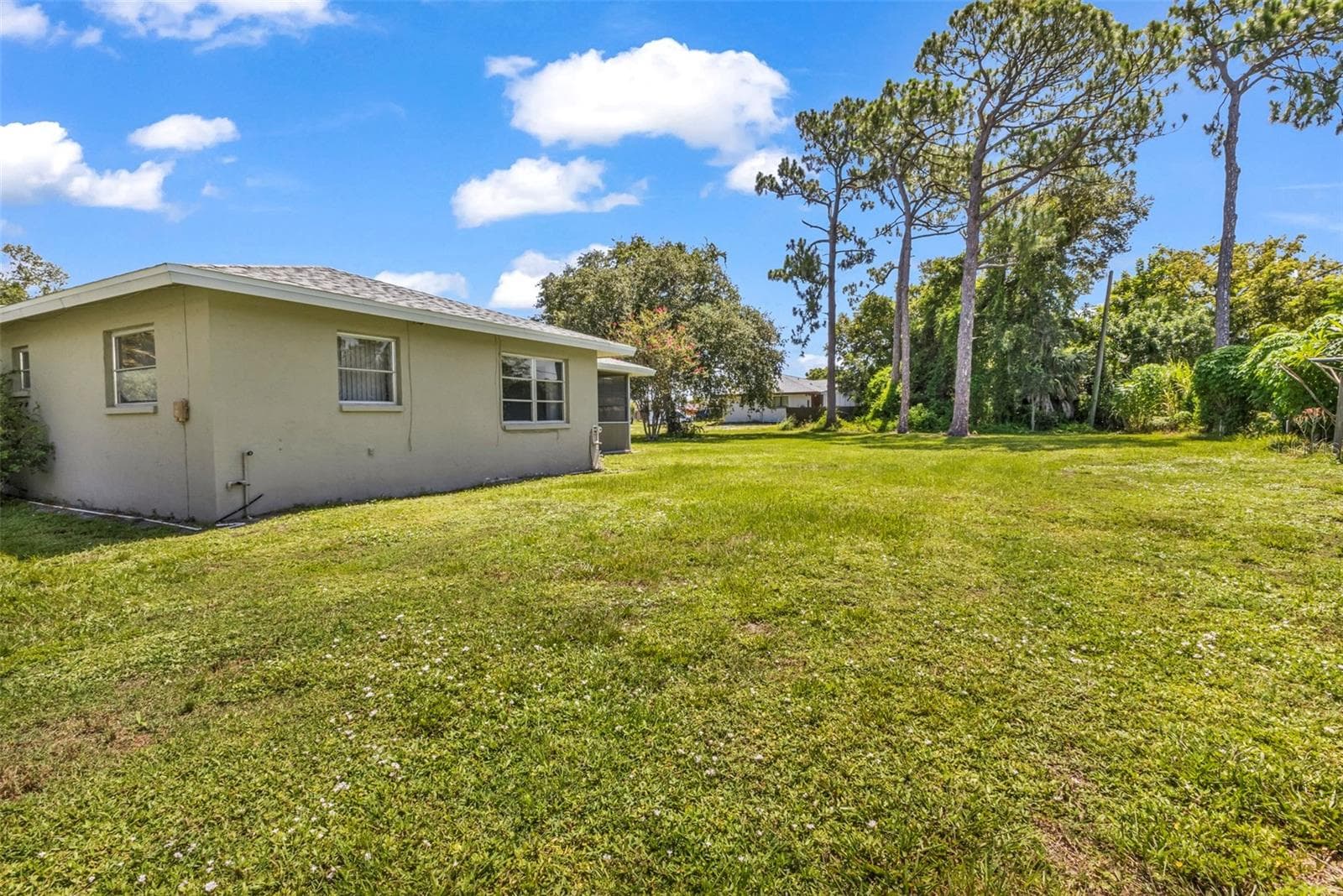 Single Family Residence at 18521 QUAINT AVE, PORT CHARLOTTE, photo 30 of 36