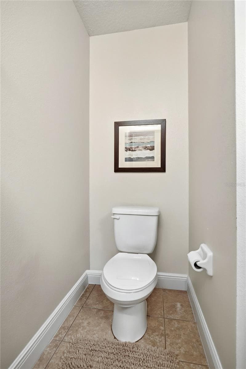 Townhouse at 8129 ROSEVILLE RD, DAVENPORT, photo 27 of 67
