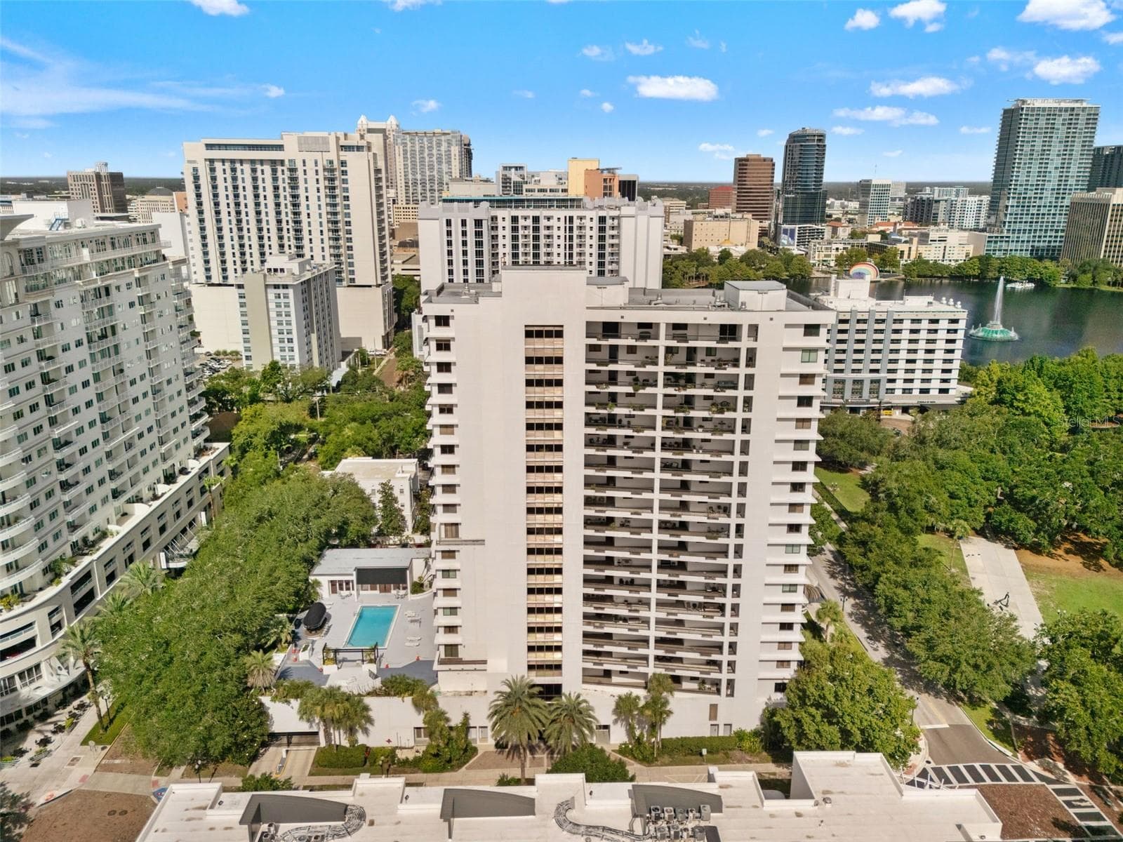 Condominium at 530 E CENTRAL BLVD #405, ORLANDO, photo 8 of 49