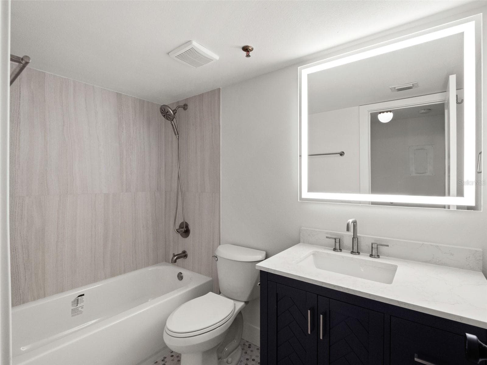Condominium at 530 E CENTRAL BLVD #405, ORLANDO, photo 37 of 49