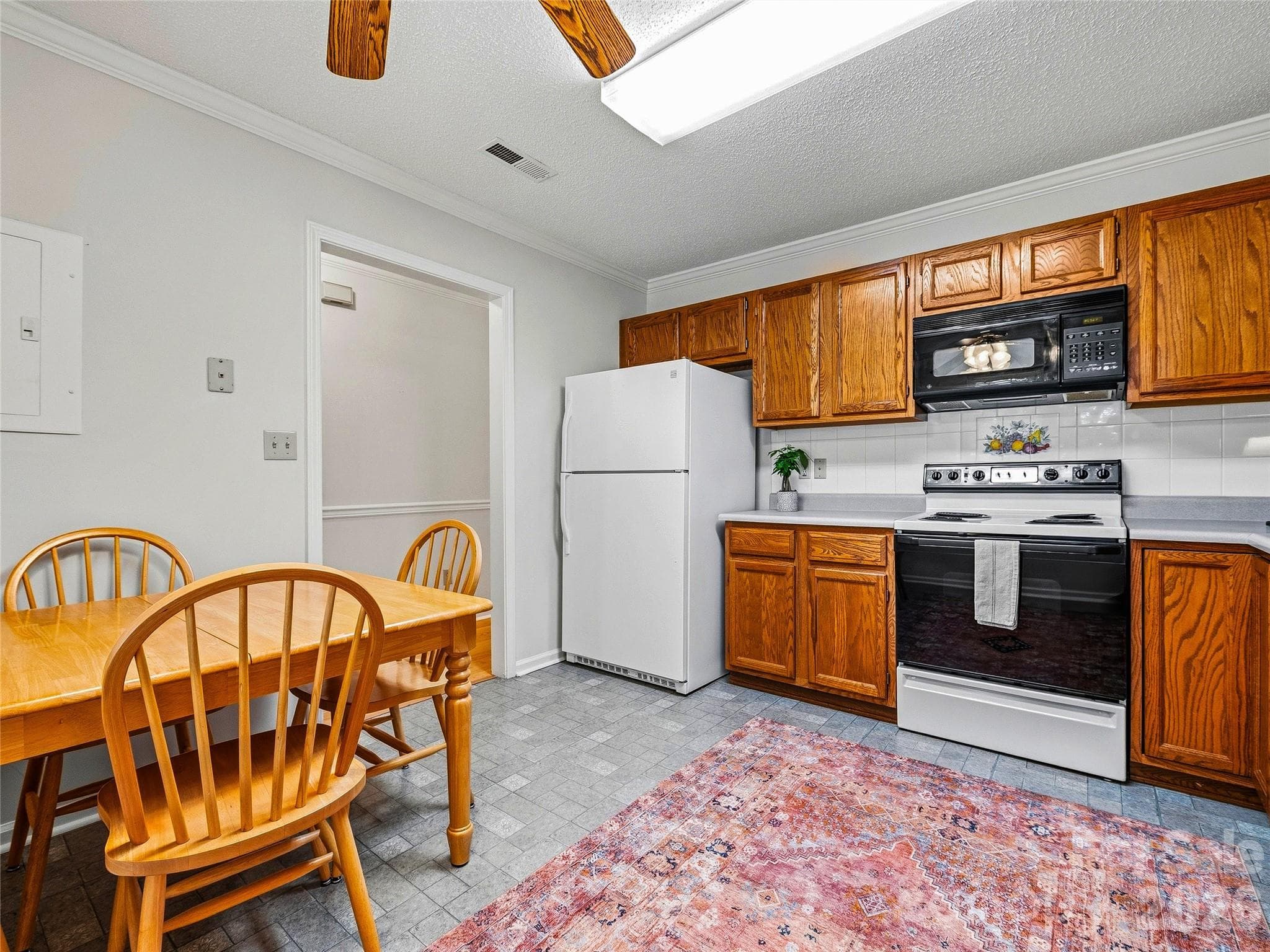Condominium at 102 Rough Point Court, Asheville, photo 9 of 35
