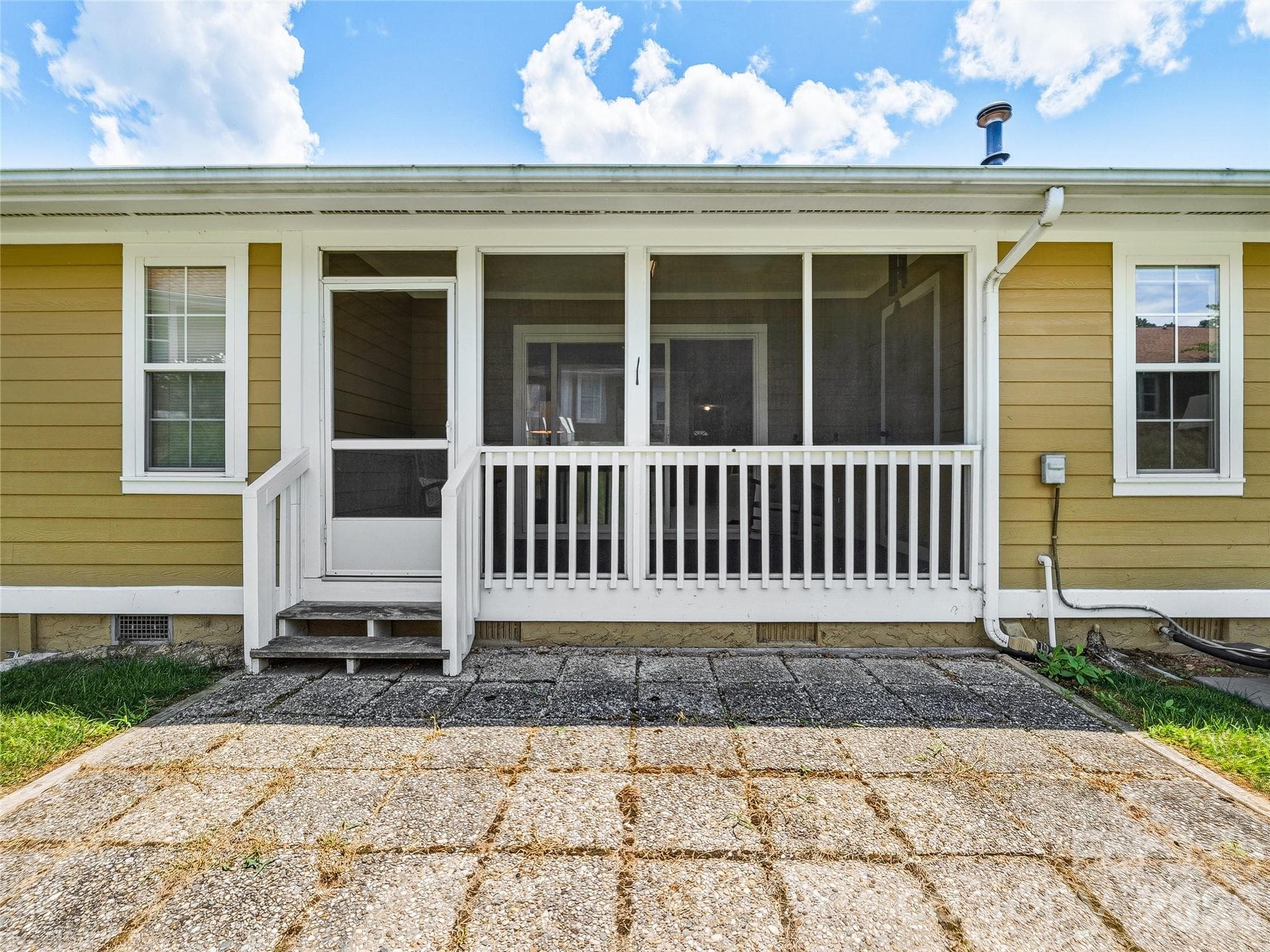 Condominium at 102 Rough Point Court, Asheville, photo 26 of 35