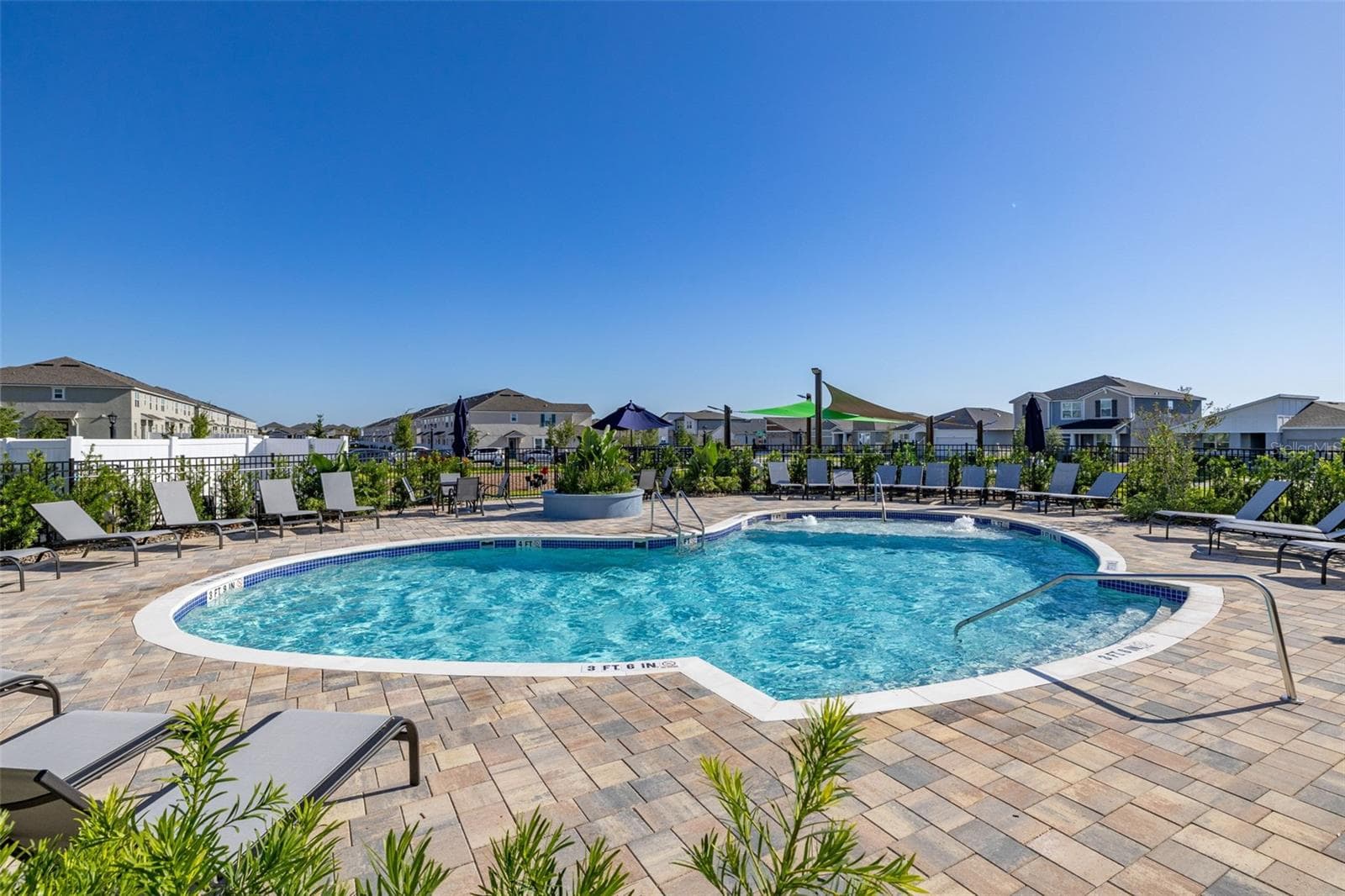 Townhouse at 1177 SEASIDE MIST TRL, KISSIMMEE, photo 52 of 60
