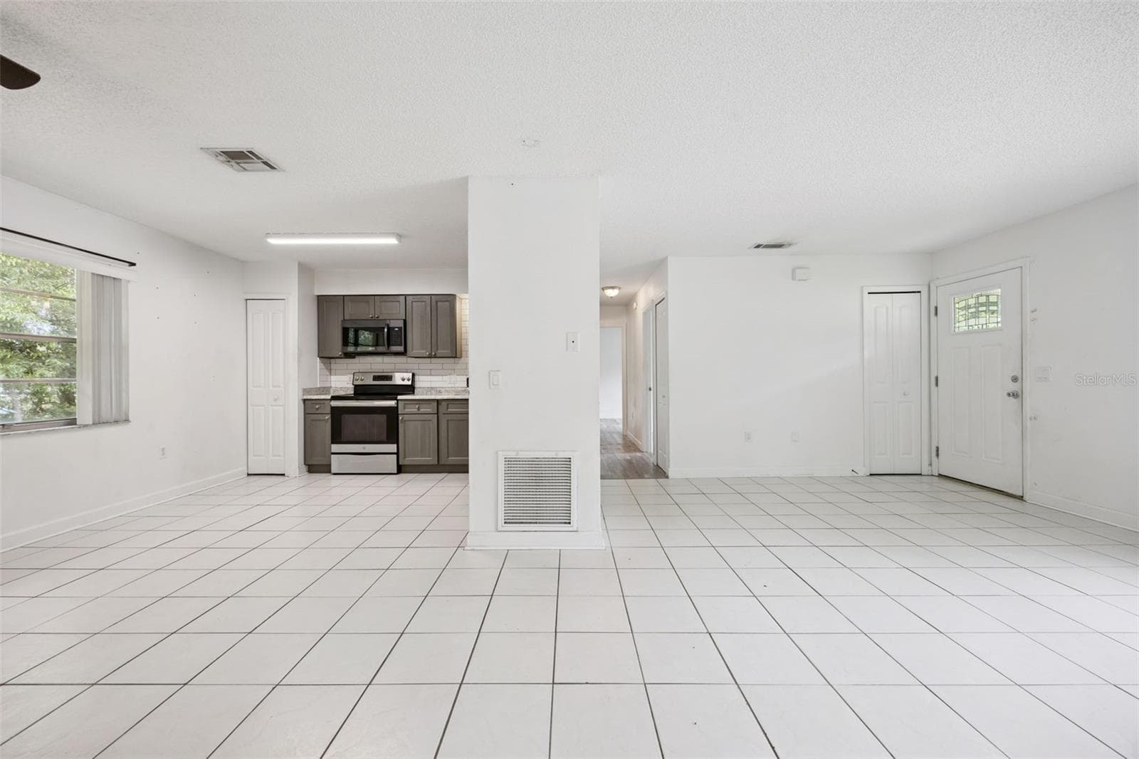 Single Family Residence at 397 S ORANGE AVE, ORANGE CITY, photo 12 of 36