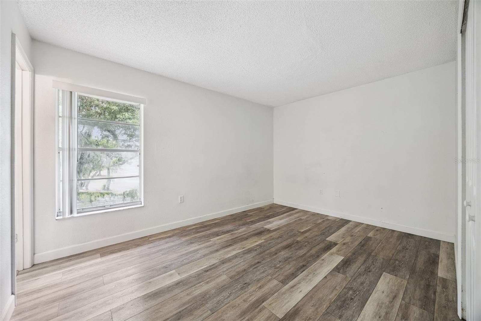 Single Family Residence at 397 S ORANGE AVE, ORANGE CITY, photo 21 of 36