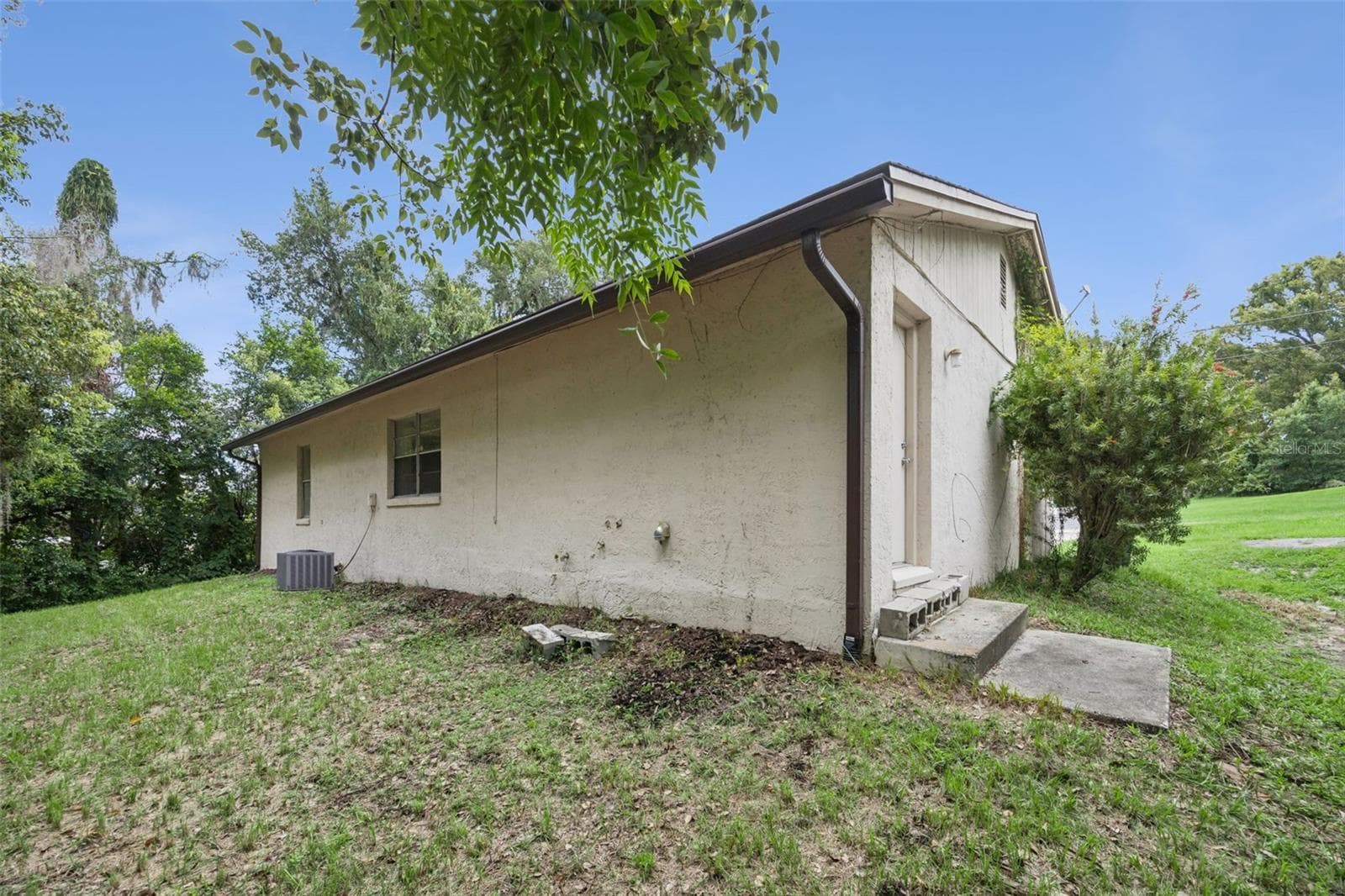 Single Family Residence at 397 S ORANGE AVE, ORANGE CITY, photo 30 of 36