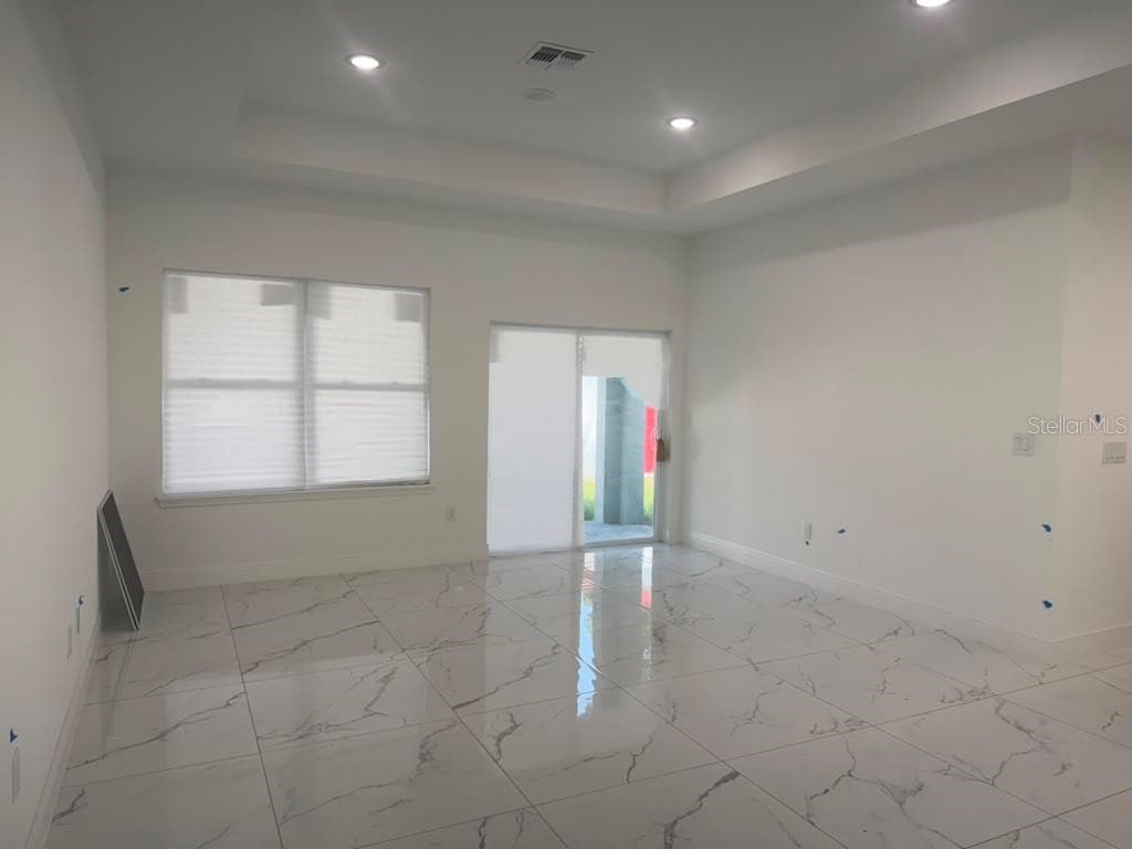 Single Family Residence at 125 PINE ST, ORLANDO, photo 13 of 26