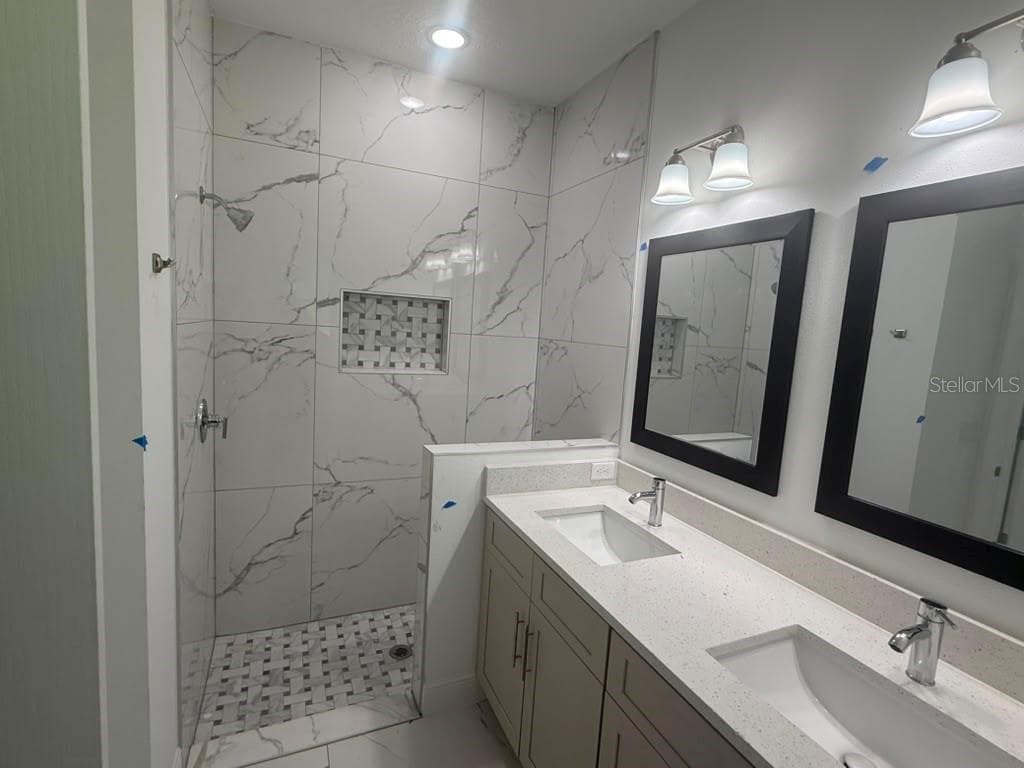 Single Family Residence at 125 PINE ST, ORLANDO, photo 23 of 26