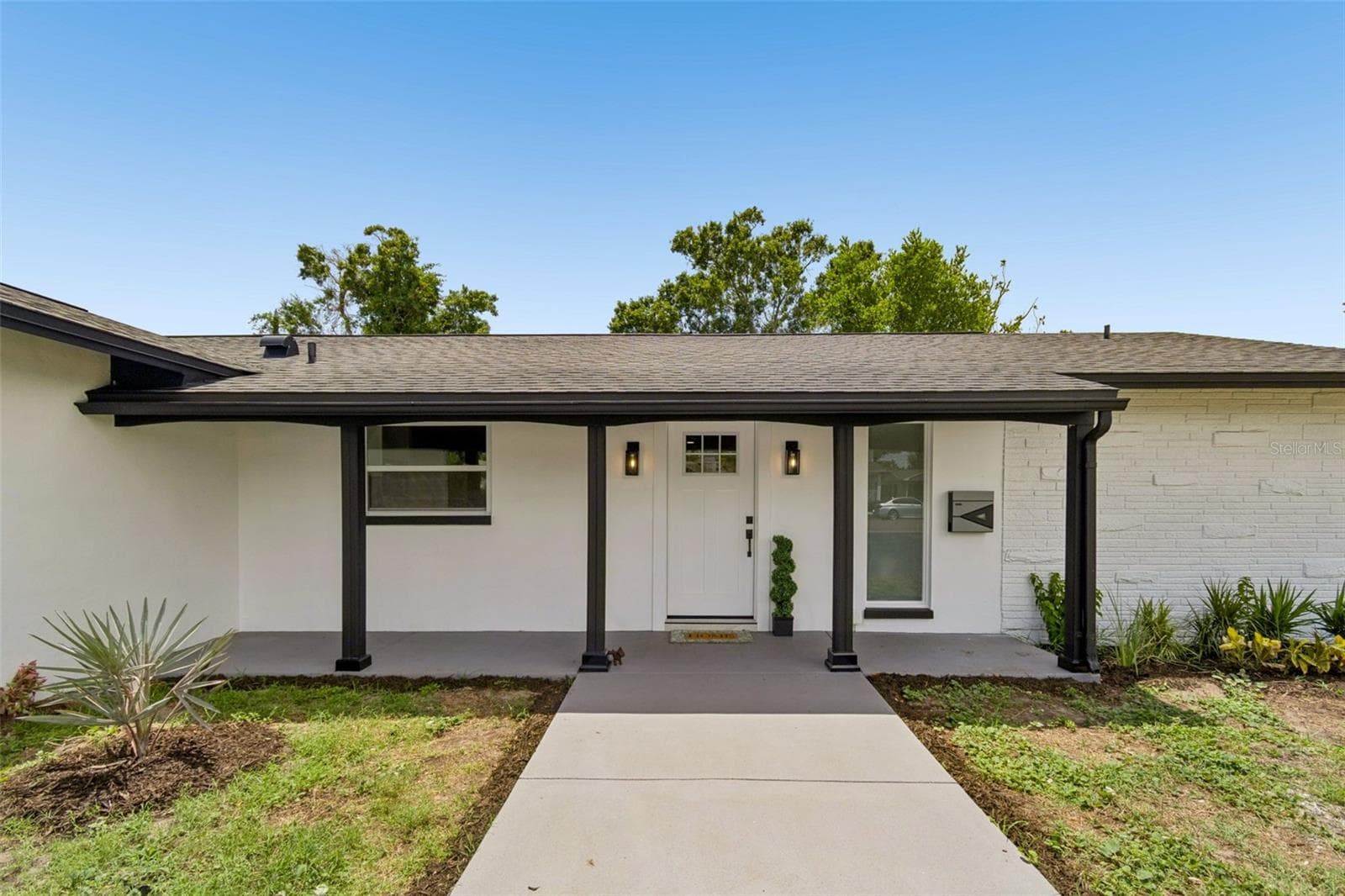Single Family Residence at 1530 49TH ST N, ST PETERSBURG, photo 10 of 82