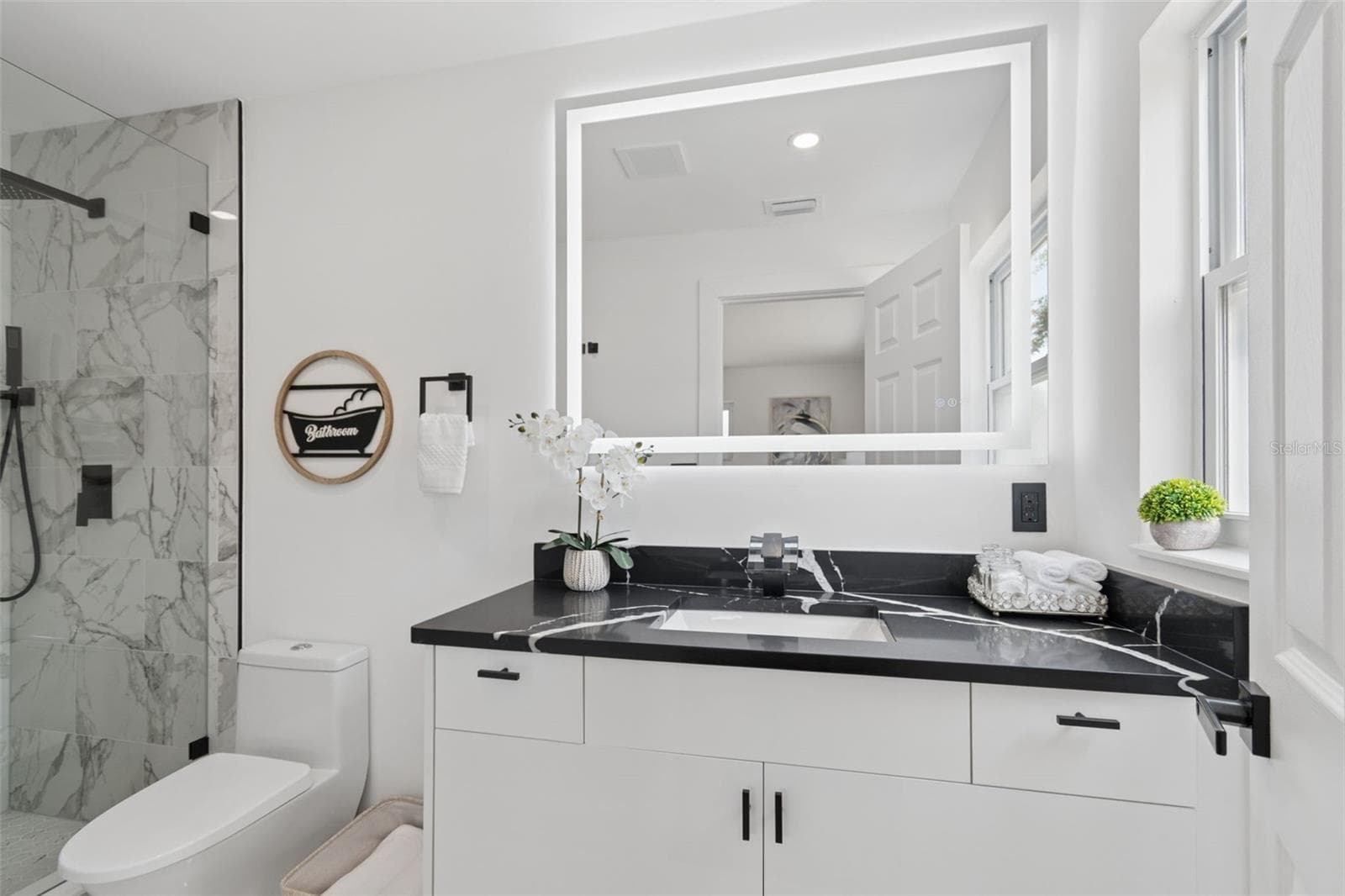 MASTER BATHROOM - 1530 49TH ST N, ST PETERSBURG