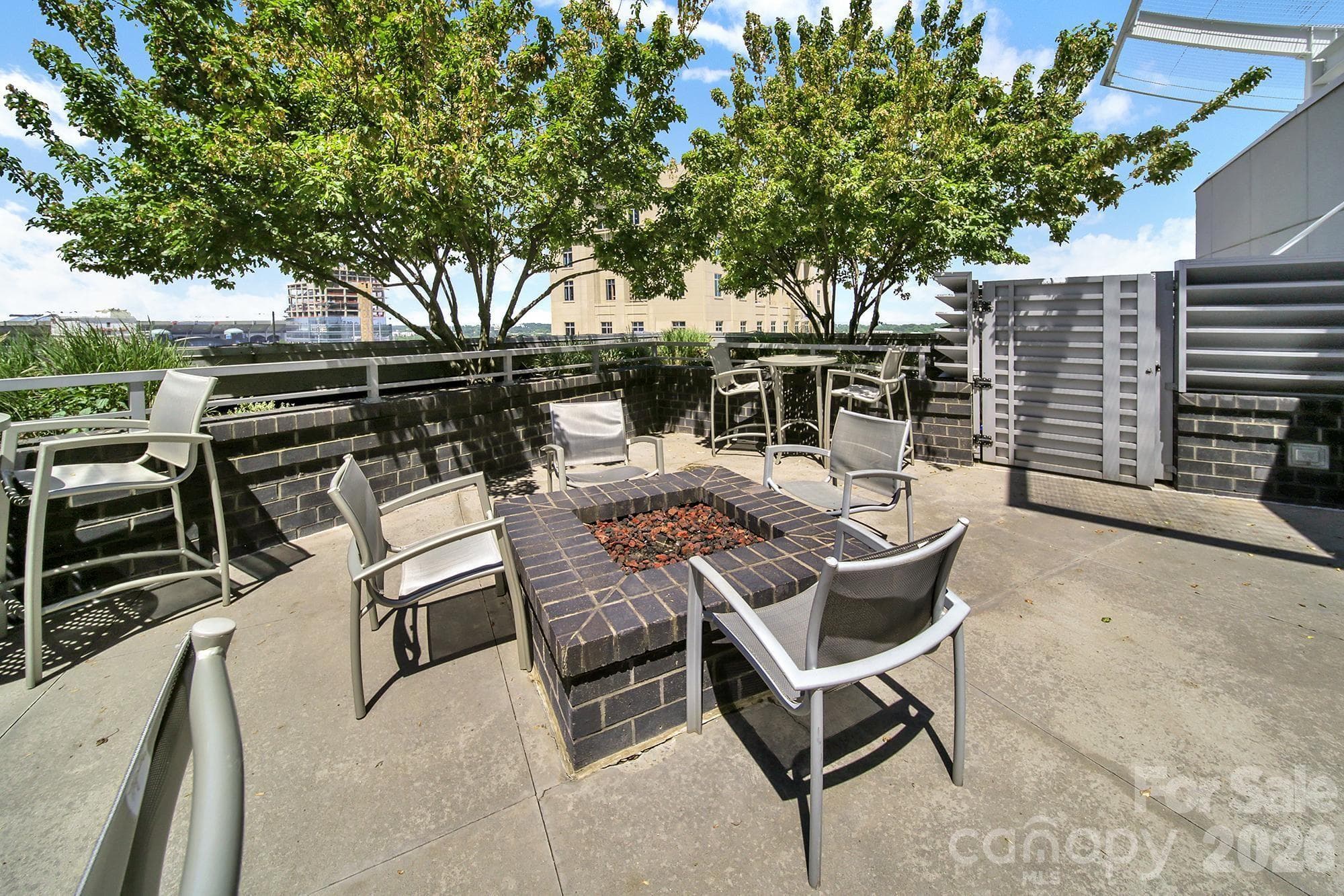 Condominium at 333 W Trade Street, Charlotte, photo 30 of 31