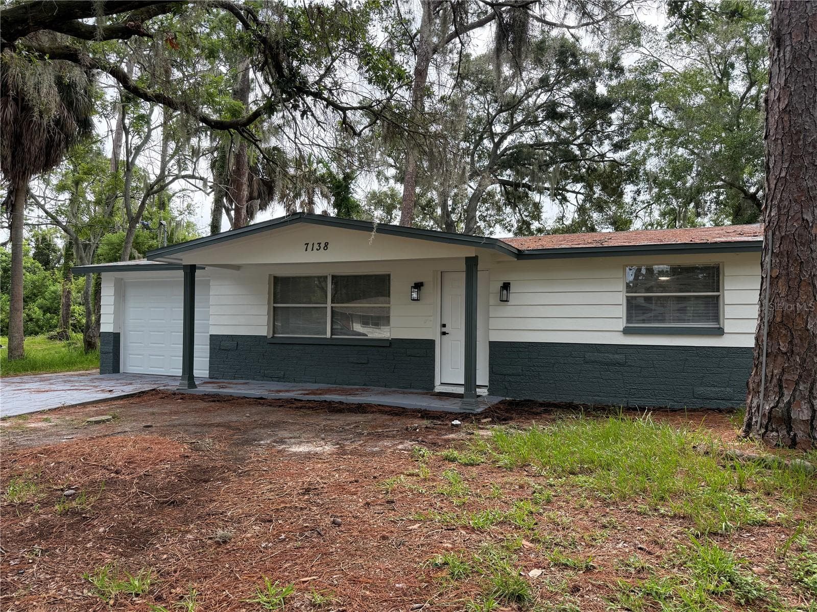 Single Family Residence at 7138 PINEWOOD DR, NEW PORT RICHEY, photo 4 of 26