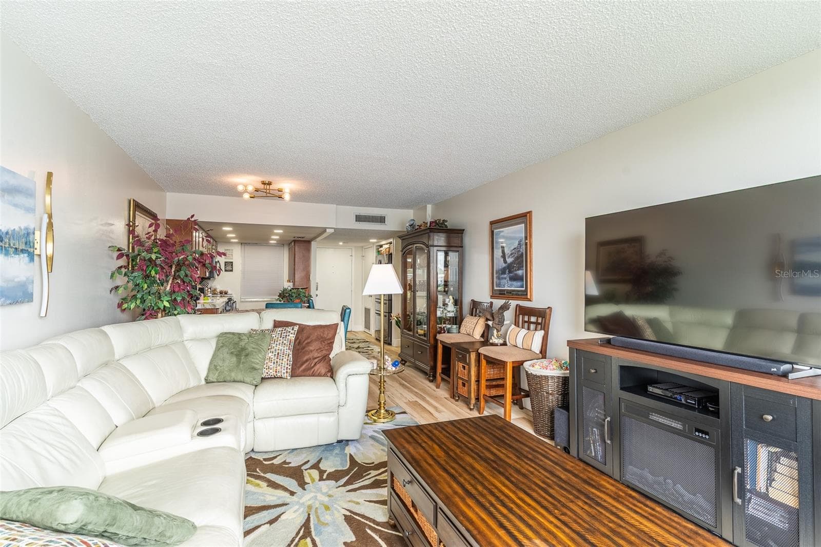 Condominium at 700 MIRROR TER NW #511, WINTER HAVEN, photo 9 of 51