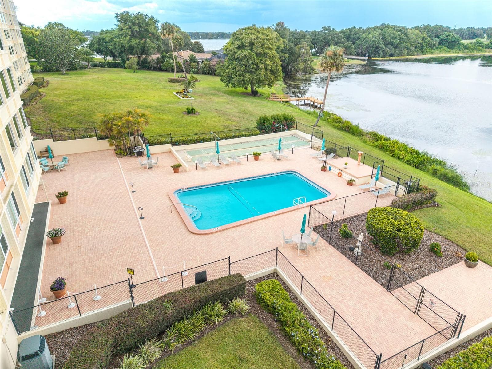 Condominium at 700 MIRROR TER NW #511, WINTER HAVEN, photo 23 of 51