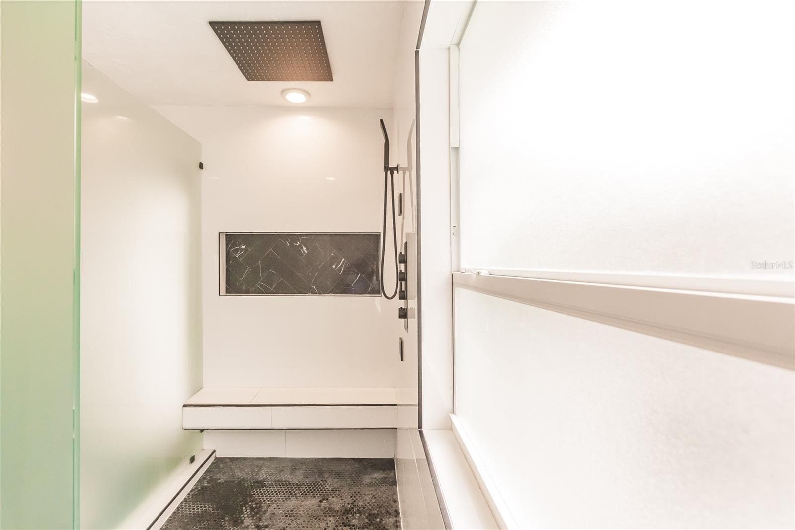 Master Bathroom Walk In Shower - 1587 FIRETHORNE LAKES DR, SARASOTA