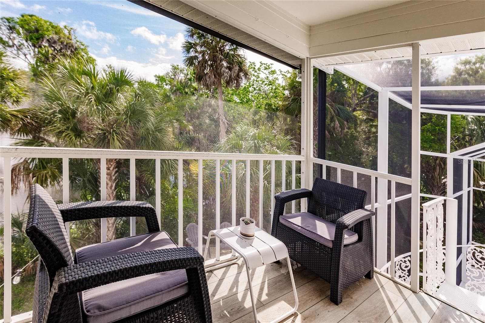 Single Family Residence at 1587 FIRETHORNE LAKES DR, SARASOTA, photo 38 of 50
