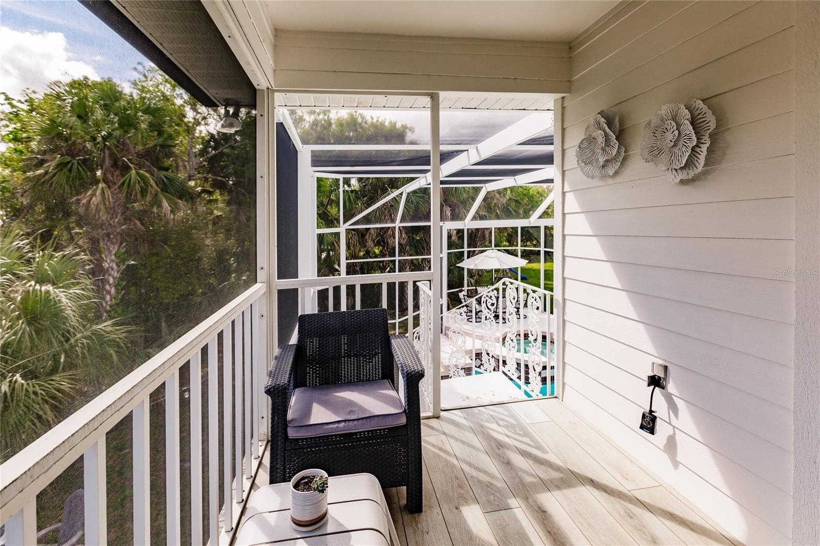 Single Family Residence at 1587 FIRETHORNE LAKES DR, SARASOTA, photo 39 of 50