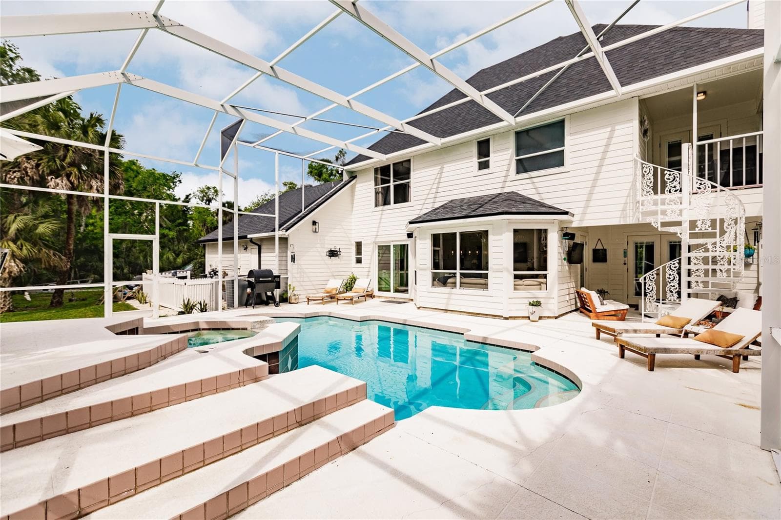 Single Family Residence at 1587 FIRETHORNE LAKES DR, SARASOTA, photo 44 of 50