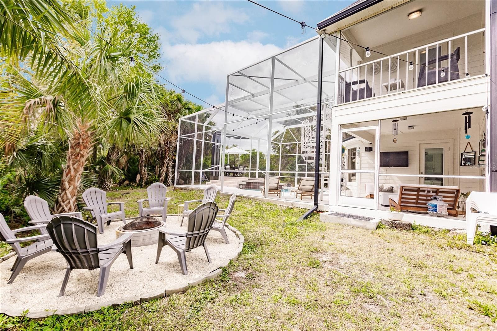 Outdoor Fireplace - 1587 FIRETHORNE LAKES DR, SARASOTA