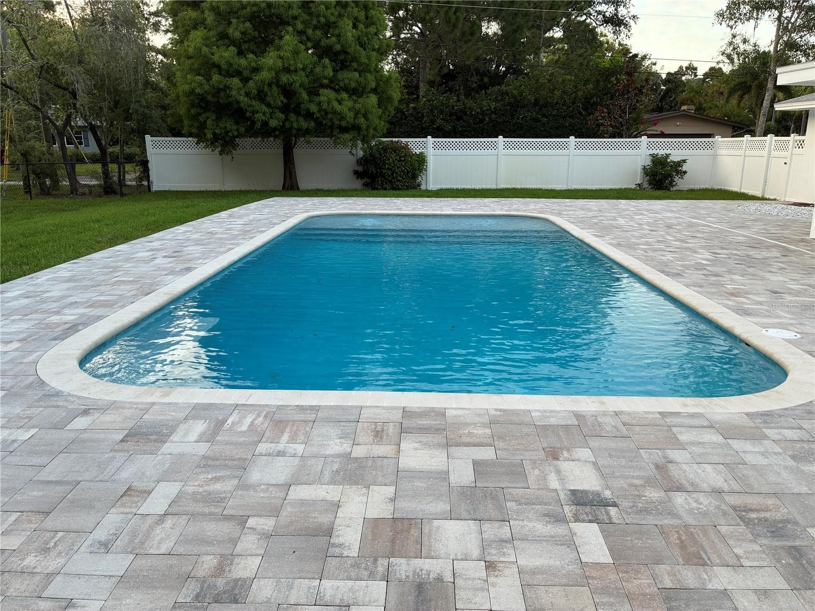 Single Family Residence at 1646 ROBIN HOOD LN, CLEARWATER, photo 42 of 49