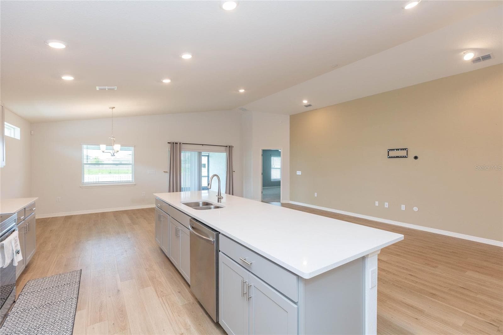 Single Family Residence at 35171 CRESCENT CREEK DR, ZEPHYRHILLS, photo 13 of 62