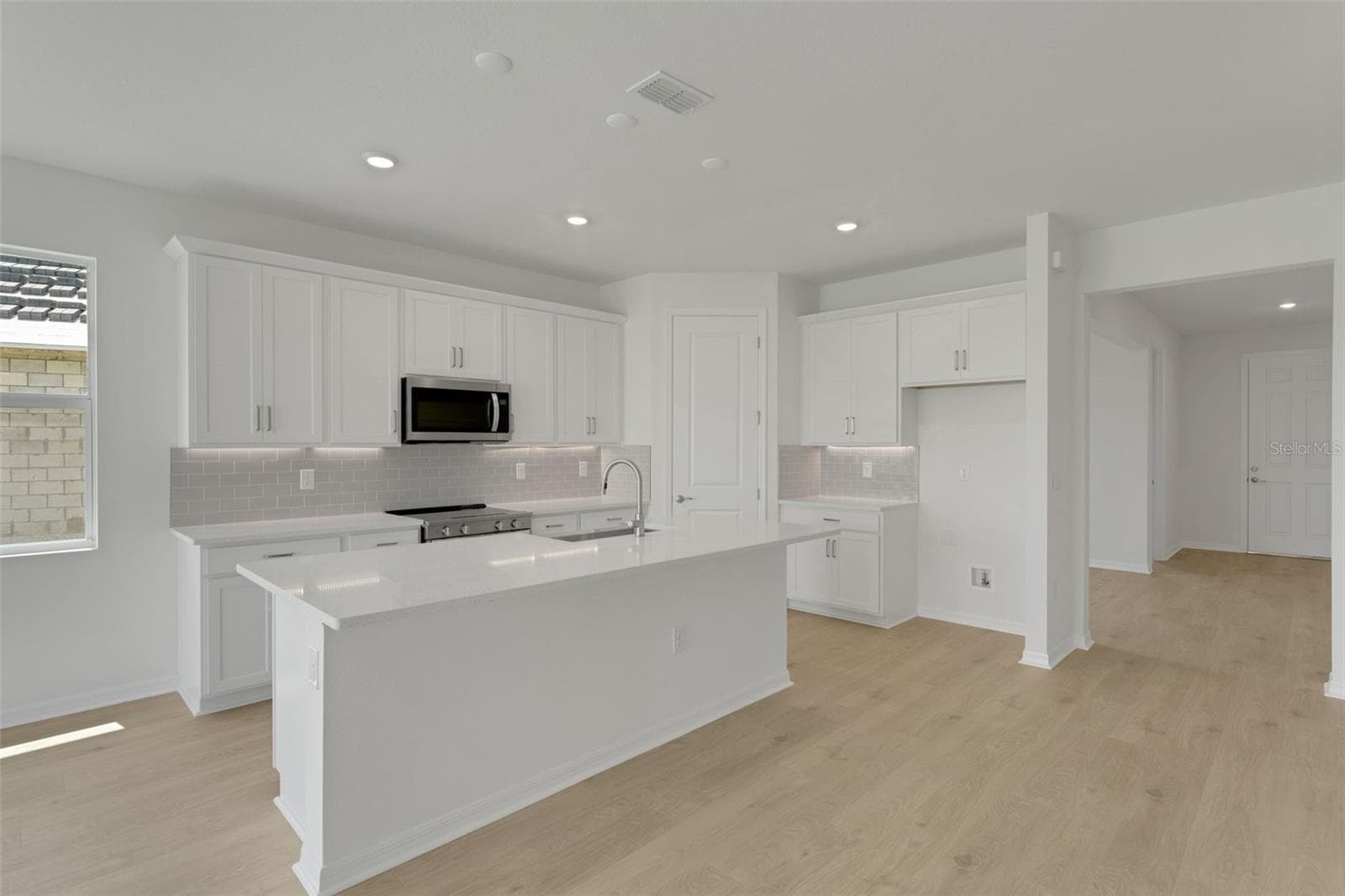 Single Family Residence at 16935 SQUIRREL BRANCH LN, ALVA, photo 24 of 35