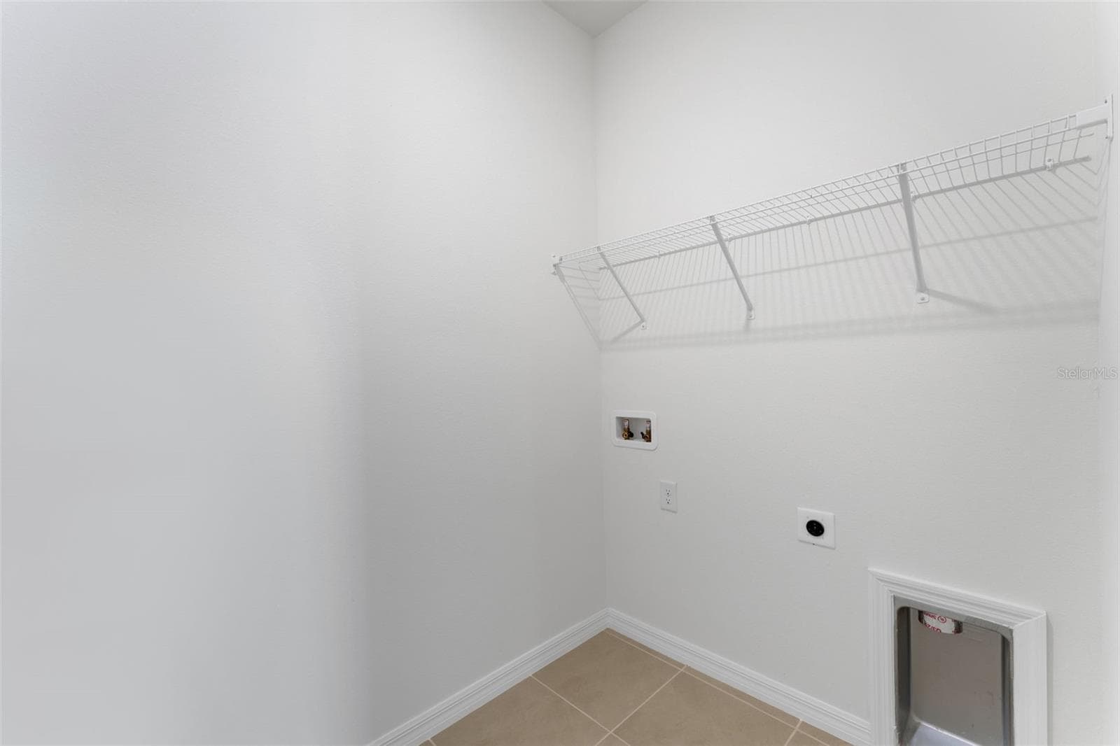 Single Family Residence at 16935 SQUIRREL BRANCH LN, ALVA, photo 29 of 35