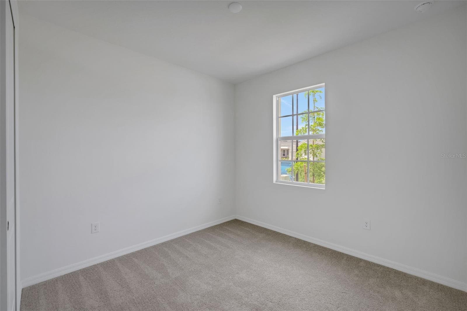 Single Family Residence at 16935 SQUIRREL BRANCH LN, ALVA, photo 31 of 35