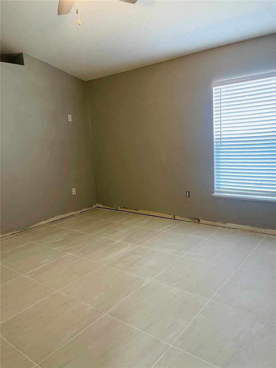 Single Family Residence at 124 PINE CRSE, OCALA, photo 22 of 35